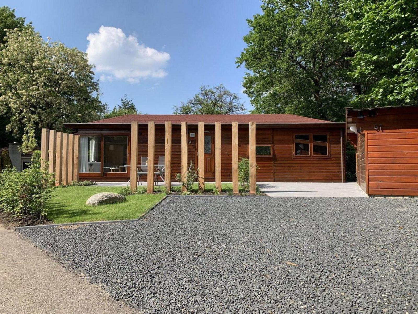 Bungalowpark Het Verscholen Dorp ハルデルウェイク エクステリア 写真