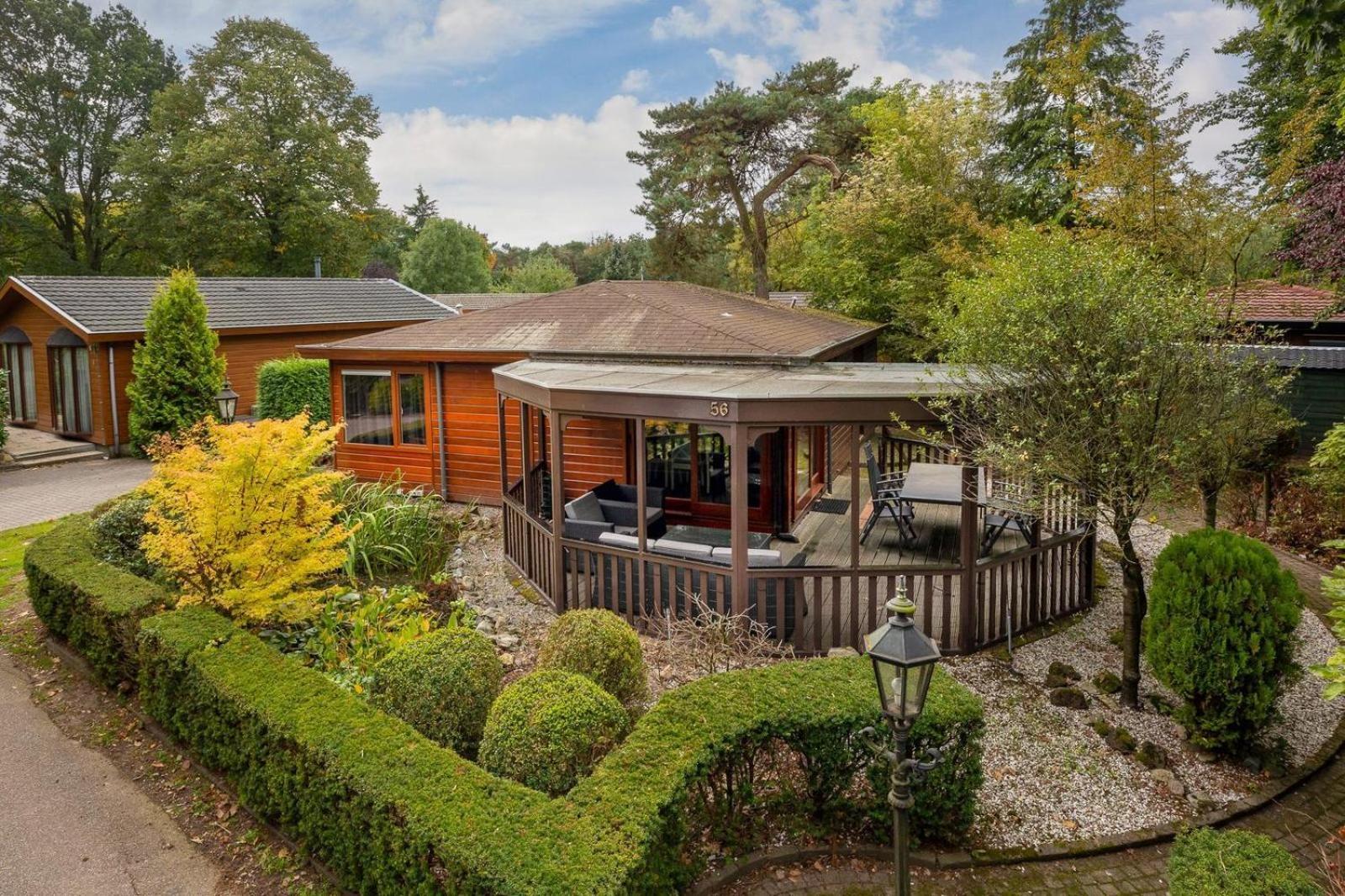 Bungalowpark Het Verscholen Dorp ハルデルウェイク エクステリア 写真