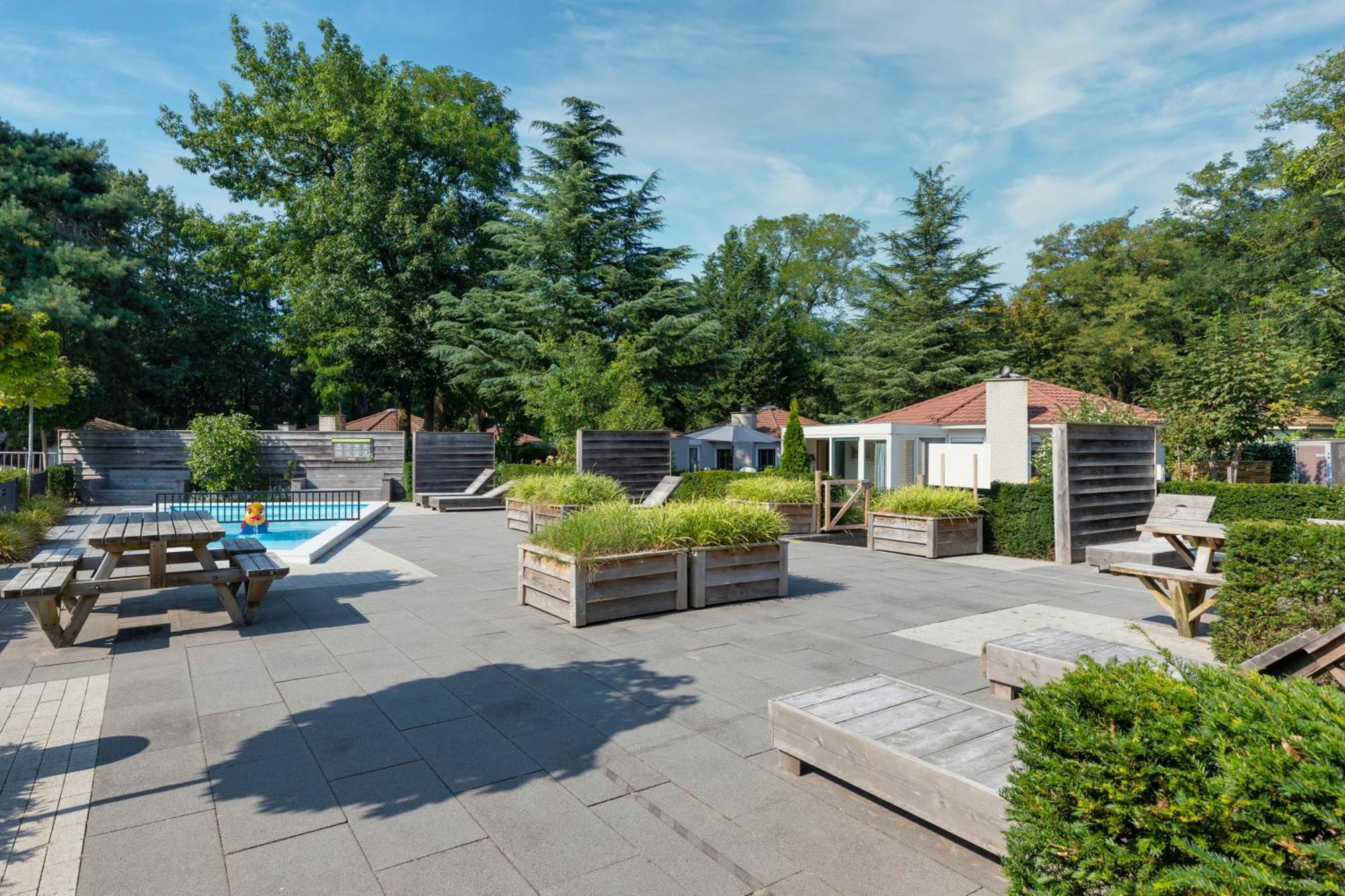 Bungalowpark Het Verscholen Dorp ハルデルウェイク エクステリア 写真
