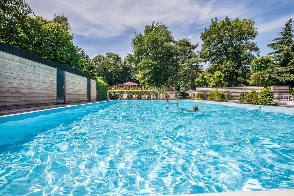 Bungalowpark Het Verscholen Dorp ハルデルウェイク エクステリア 写真